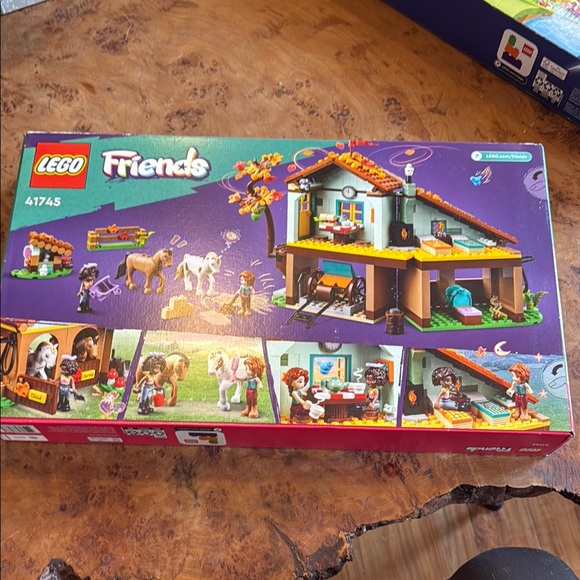 Factory sealed, New in box LEGO Friends Autumn's Horse Stable Set - Picture 4 of 8